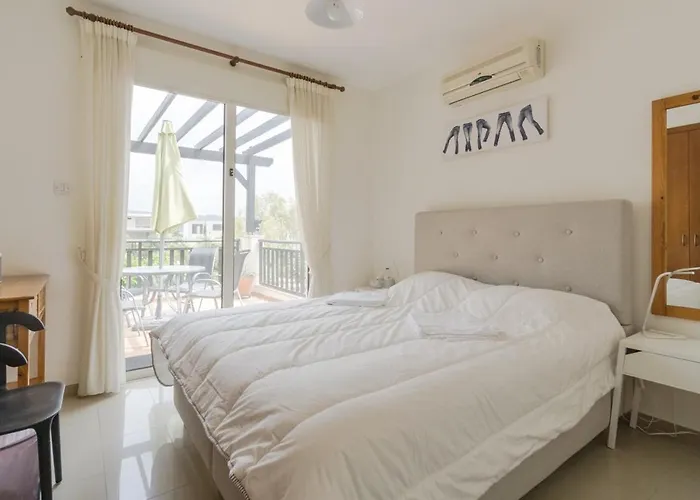 Luxury Pool In Paphos Coral Bay * Peyia