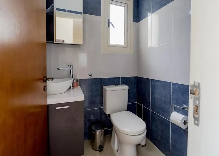 Luxury Pool In Paphos Coral Bay